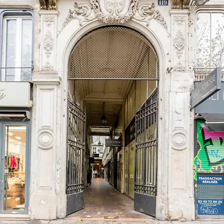 Merveil - Family - Marais - Ponceau * Paris